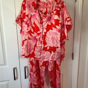 Sofia by Sofia Vergara Red and Pink Floral Pajama Set
